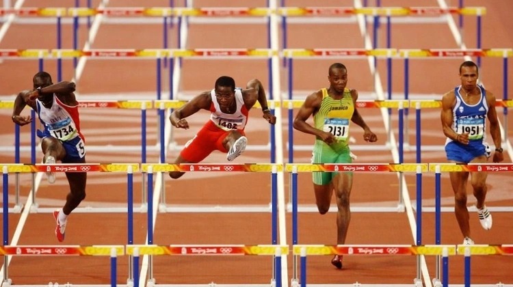 《小丑牌》的成功，有发行一份功劳吗？